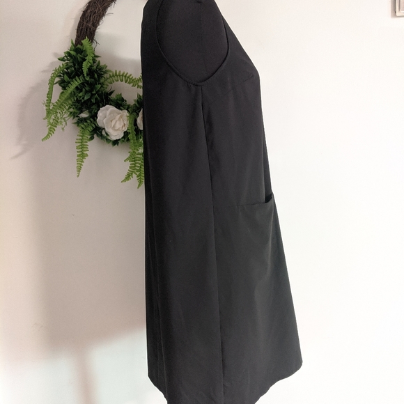 MEC dress - Picture 2 of 3